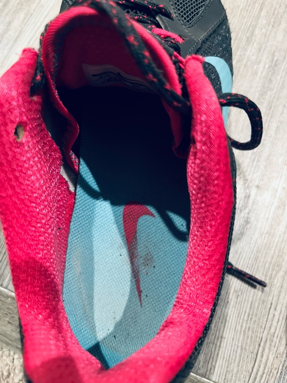 Nike Wild Trail Sneaker - Black & Pink - Picture 5 of 8